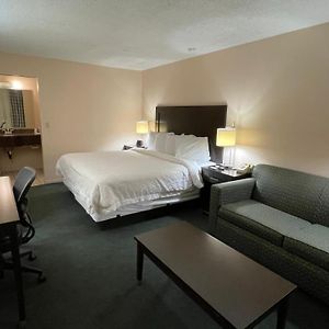 Slumber Inn Harrisonville